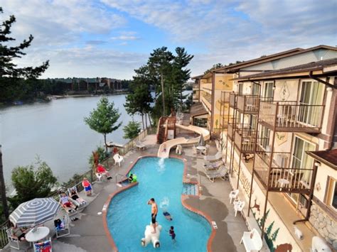 For families (and, oddly, business travelers) looking for the best Wisconsin Dells mega-resorts, the mid-range Kalahari Resorts & Conventions is a strong contender. . Best dells resorts
